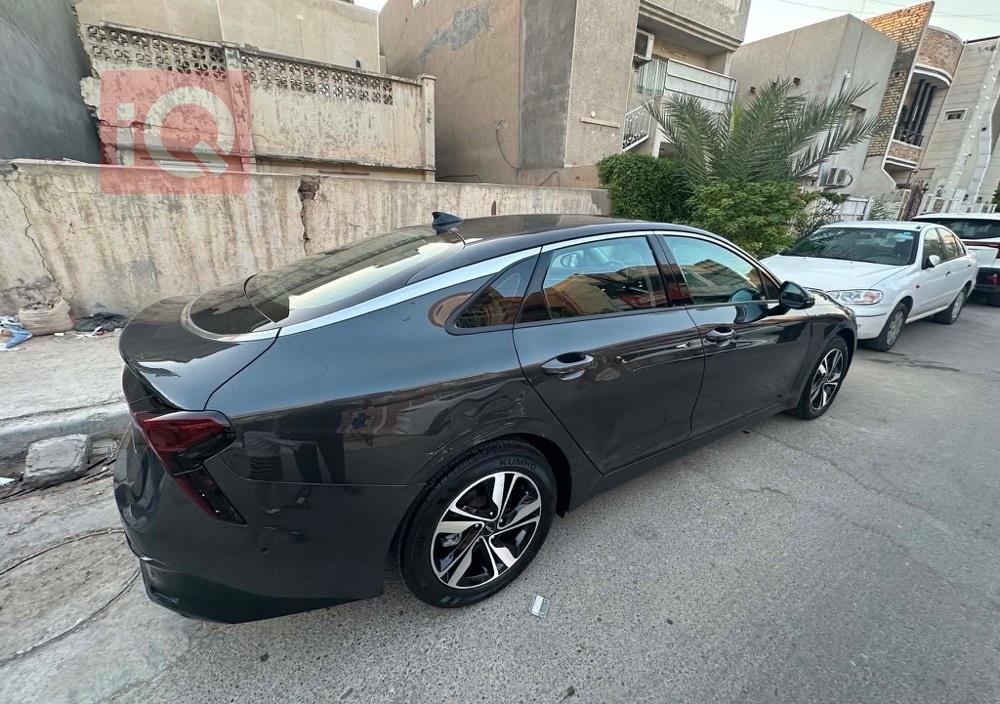 كيا K5